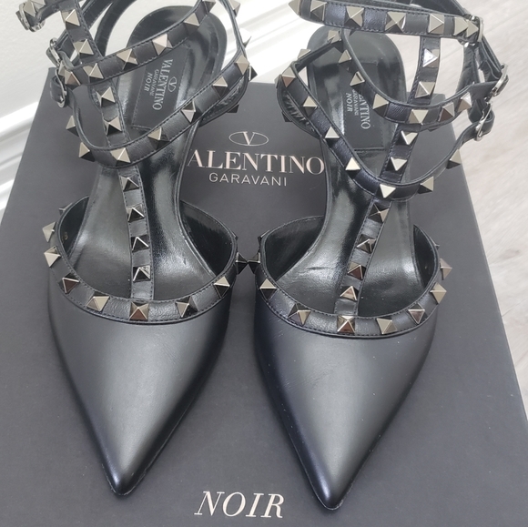100% Authentic Valentino Noir Black Rockstud kitten heels Sz 38 - Picture 2 of 11